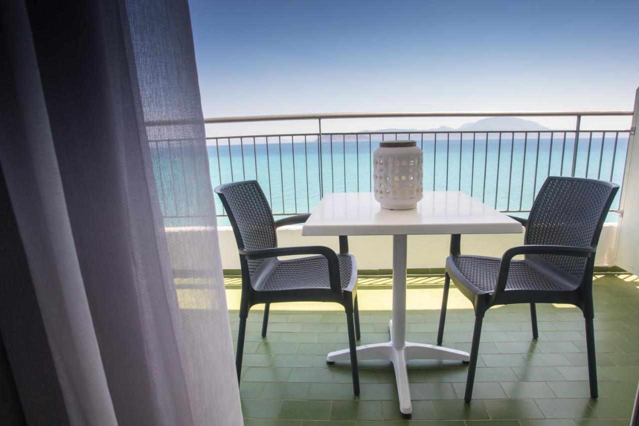 Marzi Boutique Hotel Nerantza Ngoại thất bức ảnh