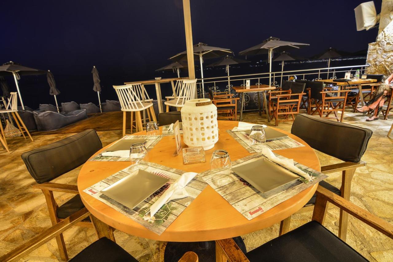 Marzi Boutique Hotel Nerantza Ngoại thất bức ảnh